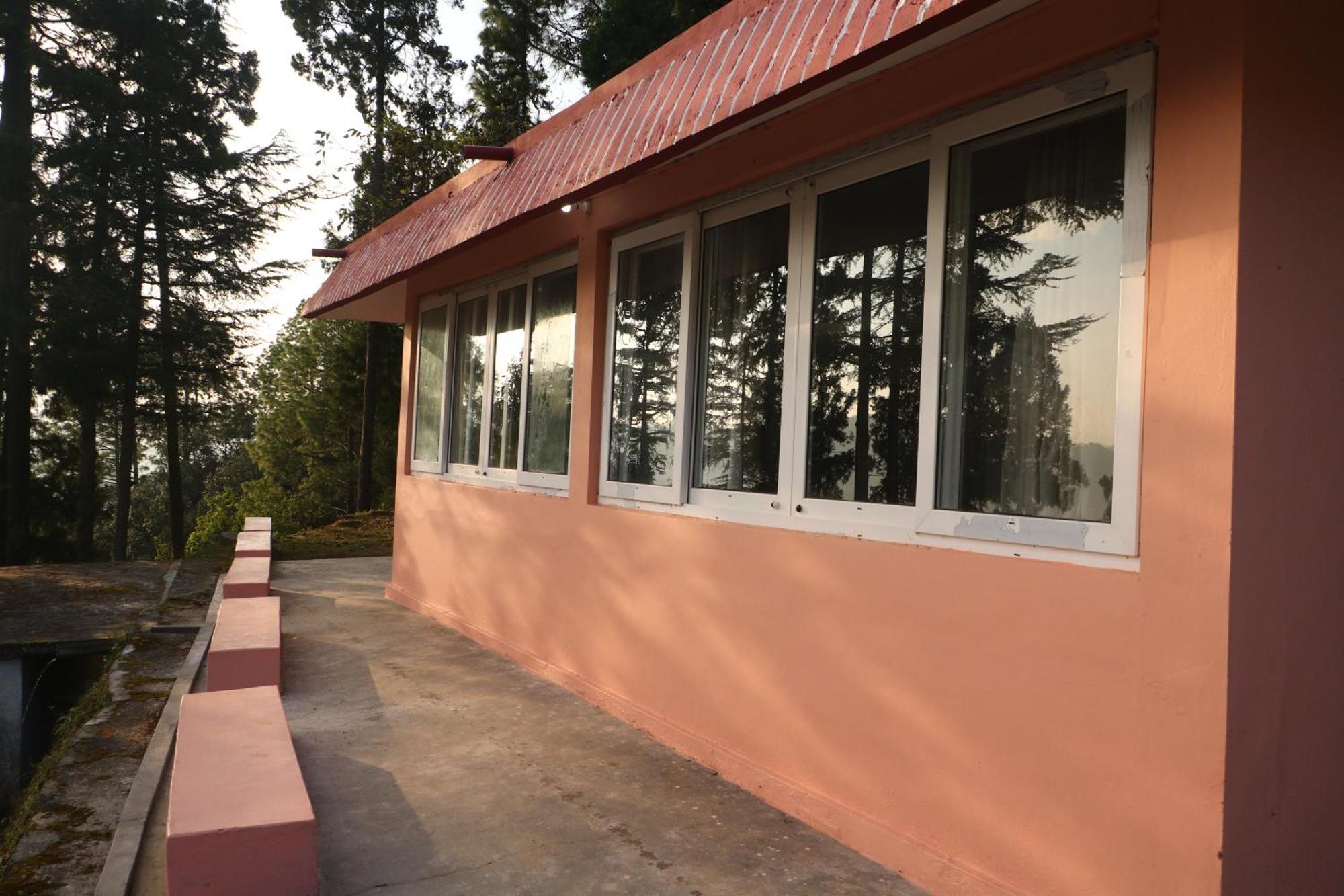 The Deodar Inn Pauri Exterior foto